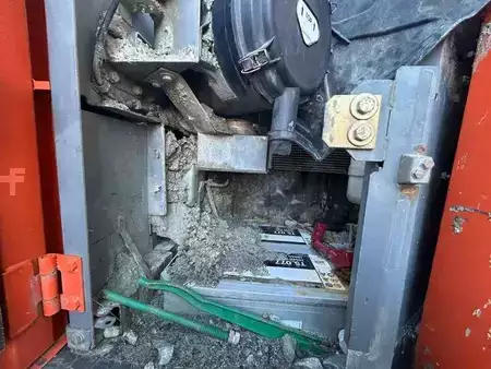 Telakaivinkoneet  2010 Hitachi ZX225 ULC-3 (Pour Pièces) (19)