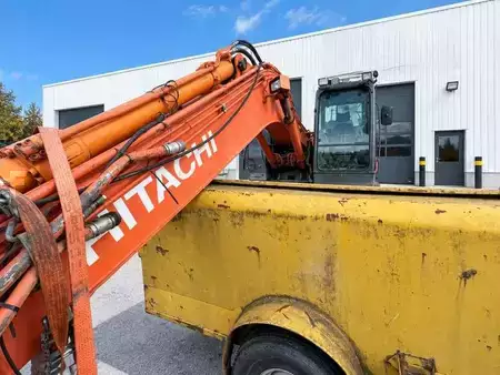 Telakaivinkoneet  2010 Hitachi ZX225 ULC-3 (Pour Pièces) (8)