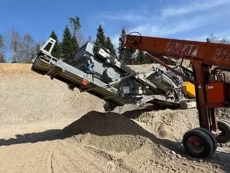 Outro 2015 RUBBLE MASTER RM100GO! (7)