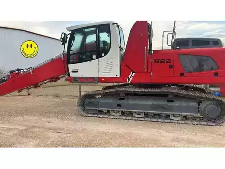 Перевантажувальні роботи на екскаваторах 2018 Liebherr R922LC (2)