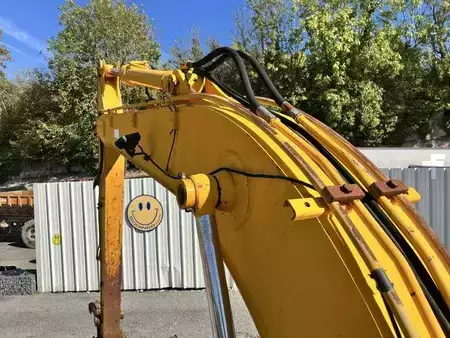 Lánctalpas kotrógép 1998 JCB JS130 (41)