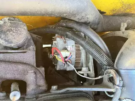 Lánctalpas kotrógép 1998 JCB JS130 (48)