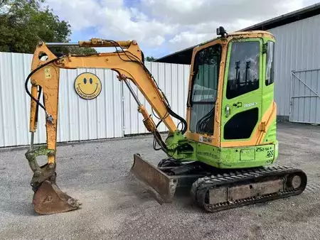 Mini kotrógép 2014 Hyundai ROBEX25Z-9A (1)