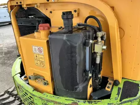 Mini kotrógép 2014 Hyundai ROBEX25Z-9A (33)