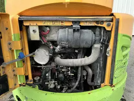 Mini kotrógép 2014 Hyundai ROBEX25Z-9A (35)