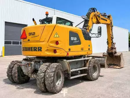 Pyöräkaivinkoneet  2014 Liebherr A 912 COMPACT (4)