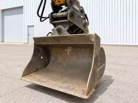 Pyöräkaivinkoneet  2014 Liebherr A 912 COMPACT (8)
