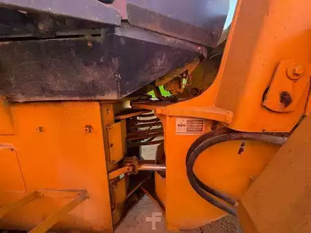 Kolové nakladače 1989 Komatsu WA 320-1 (20)