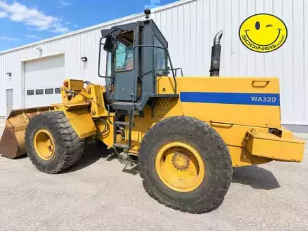 Kolové nakladače 1989 Komatsu WA 320-1 (3)