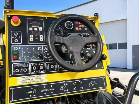 Casseformi scorrevoli 2008 BOMAG BF 223 C (24)
