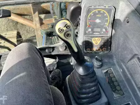 Lánctalpas kotrógép 2012 Hyundai ROBEX80CR-9 (47)