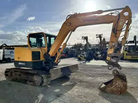 Lánctalpas kotrógép 2012 Hyundai ROBEX80CR-9 (9)