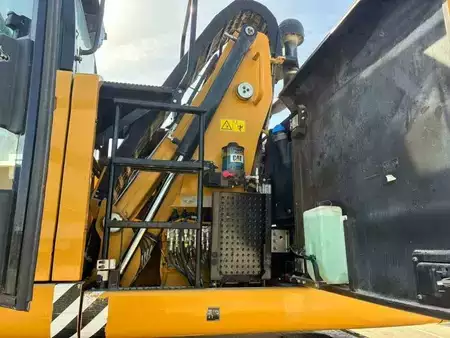 Перевантажувальні роботи на екскаваторах 2020 Caterpillar MH3022 (17)