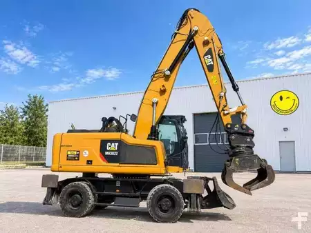 Перевантажувальні роботи на екскаваторах 2020 Caterpillar MH3022 (2)