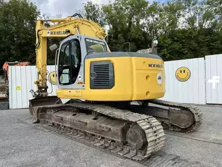 Гідравлічні екскаватори 2006 NEW HOLLAND KOBELCO SK235SRNLC-1ES (4)