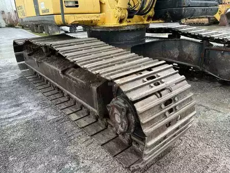 Korečková rýpadla 2000 Komatsu PC180LC-6K (22)