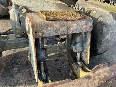 Pyöräkaivinkoneet  2000 Liebherr A316 - POUR PIECES (26)