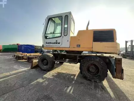 Pyöräkaivinkoneet  2000 Liebherr A316 - POUR PIECES (6)