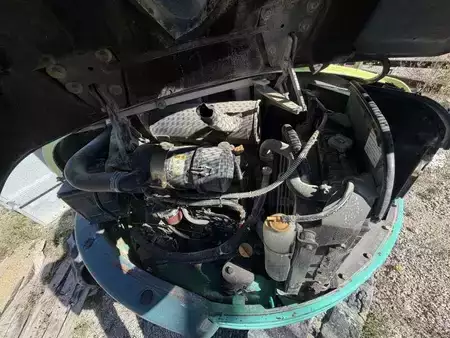 Minibagry 2000 Yanmar VIO 50 (22)