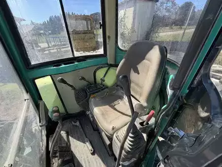 Minibagry 2000 Yanmar VIO 50 (24)