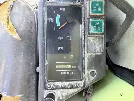 Minibagry 2000 Yanmar VIO 50 (27)