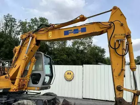Pyöräkaivinkoneet  1998 Fiat-Hitachi 150W3 (11)