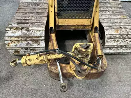 Pásové buldozery 1998 Caterpillar D6M LGP (16)