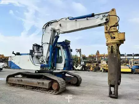 Lánctalpas kotrógép 2000 Liebherr R924B HD-SL (2)