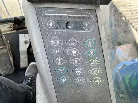 Lánctalpas kotrógép 2000 Liebherr R924B HD-SL (42)