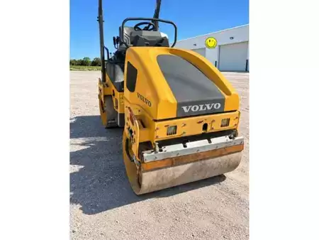 Tandemové válce 2015 Volvo DD25W (1)