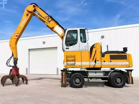 Konvolutt gravemaskin 2012 Liebherr A924C LITRONIC (2)