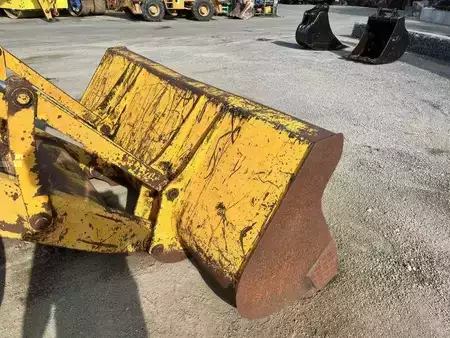 Autres 1985 JCB 3CX - 4X4 (13)