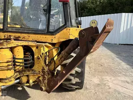 Autres 1985 JCB 3CX - 4X4 (24)