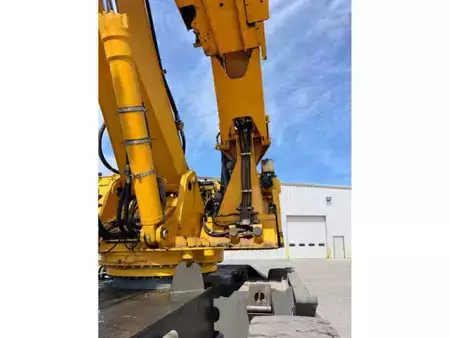 Escav. Movimenta zione sollev. 2005 Liebherr A934 B HD LITRONIC (17)