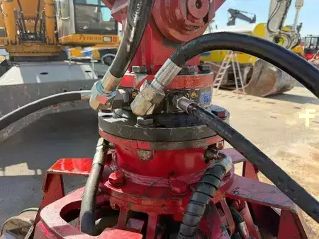 Escav. Movimenta zione sollev. 2005 Liebherr A934 B HD LITRONIC (26)