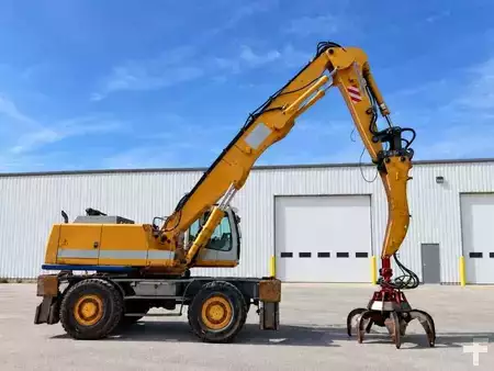 Escav. Movimenta zione sollev. 2005 Liebherr A934 B HD LITRONIC (8)
