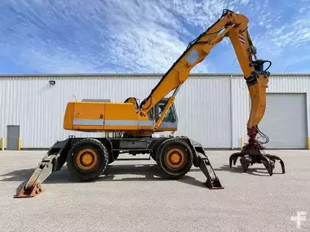 Escav. Movimenta zione sollev. 2005 Liebherr A934 B HD LITRONIC (9)