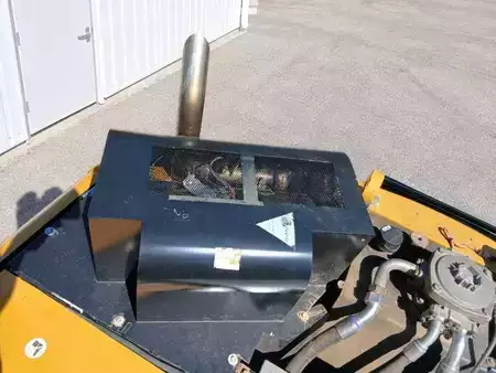 Mobilní bagry 2017 Caterpillar M315F (13)