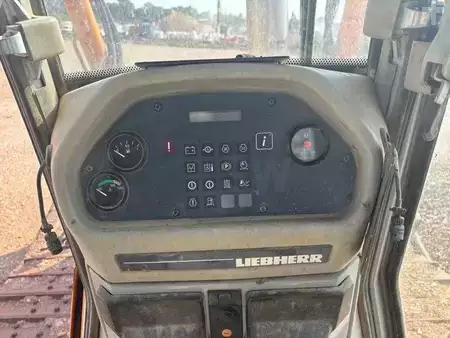 Dozer Apripista 2009 Liebherr PR 734 LGP (13)