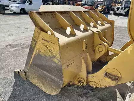 Nakládací pásová vozidla 1982 Caterpillar 963 (12)