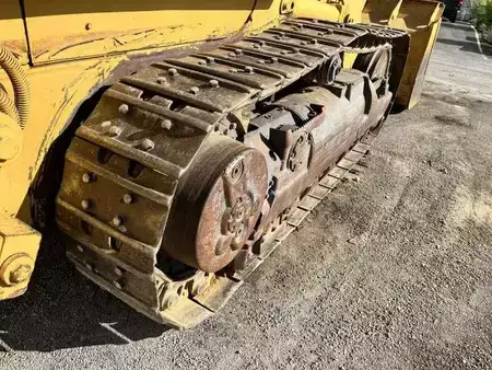 Nakládací pásová vozidla 1982 Caterpillar 963 (22)