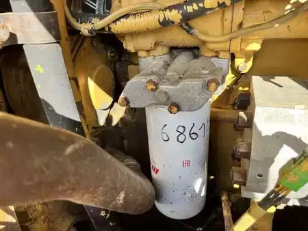 Nakládací pásová vozidla 1982 Caterpillar 963 (33)