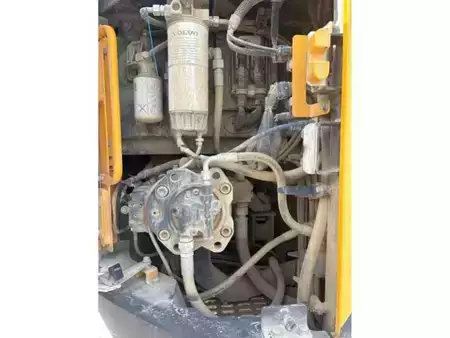 Hydraulic Excavators 2018 Volvo ECR235EL (7)