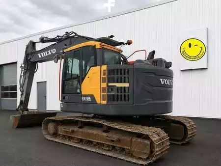 Hydraulic Excavators 2020 Volvo ECR235EL (1)