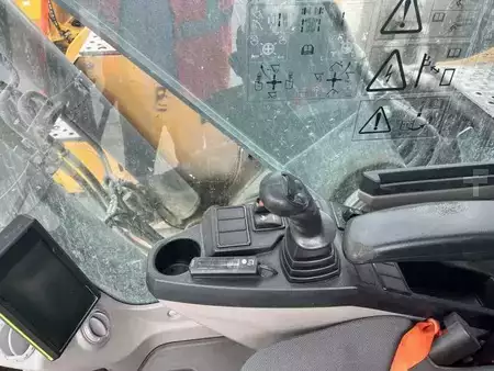 Hydraulic Excavators 2020 Volvo ECR235EL (19)