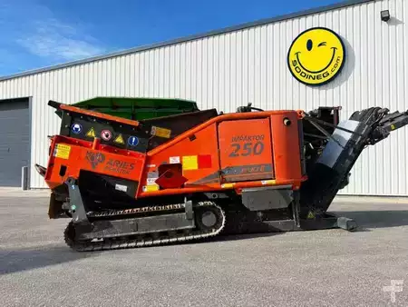 Pozostałe 2025 [div] IMPAKTOR 250 EVO II (4)