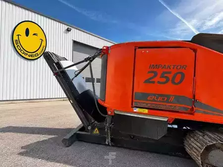 Pozostałe 2025 [div] IMPAKTOR 250 EVO II (7)