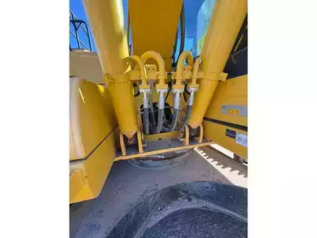 Korečková rýpadla 2018 Komatsu PC210LC-11 (18)
