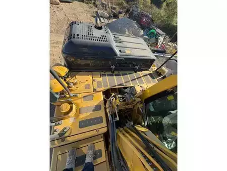 Korečková rýpadla 2018 Komatsu PC210LC-11 (21)