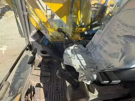 Korečková rýpadla 2018 Komatsu PC210LC-11 (23)